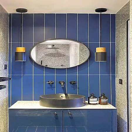 Refurbished - 2br6p - Chatelet Paris