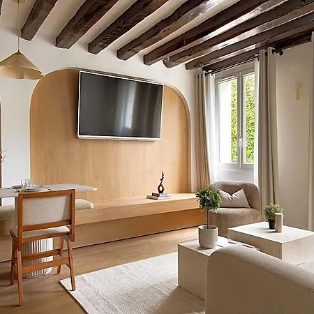Refurbished - 2br6p - Chatelet Paris